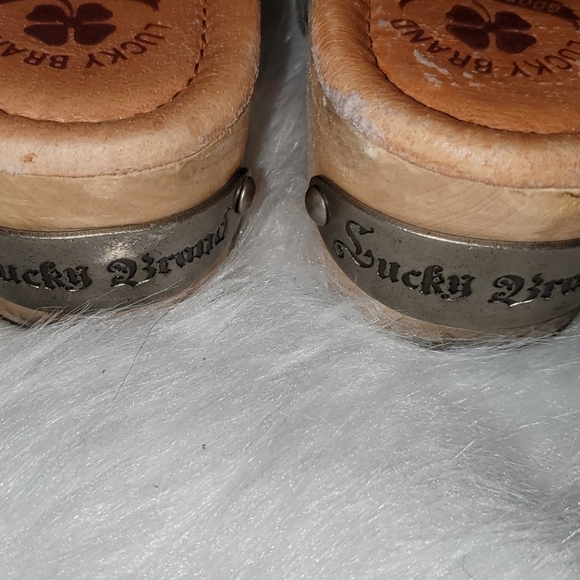 Lucky Brand Size 8 M Clogs - Picture 4 of 5